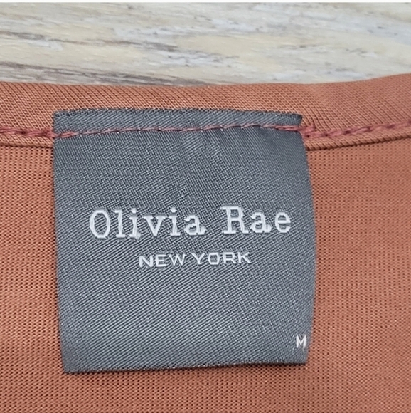 Olivia Rae blouse Size Medium pink - Picture 2 of 6